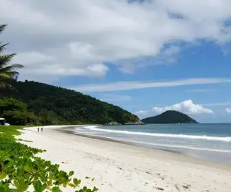 Descubra a Praia do Caeté: Um Paraíso em Bombinhas – SC Descubra a Praia do Caeté: Um Paraíso em Bombinhas - SC